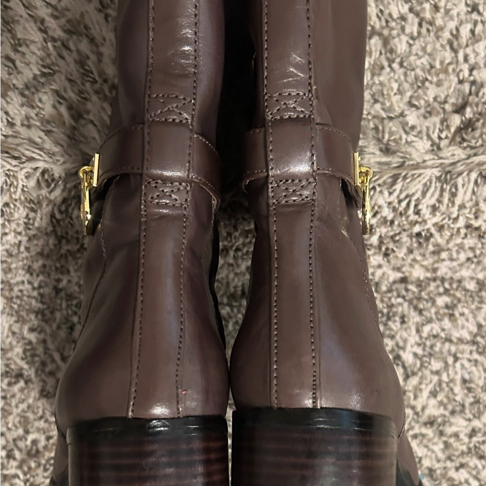 Michael Kors Brown Tall Boots w/MK Locket Women's Sz 9.5 Excellent Condition - Picture 7 of 9